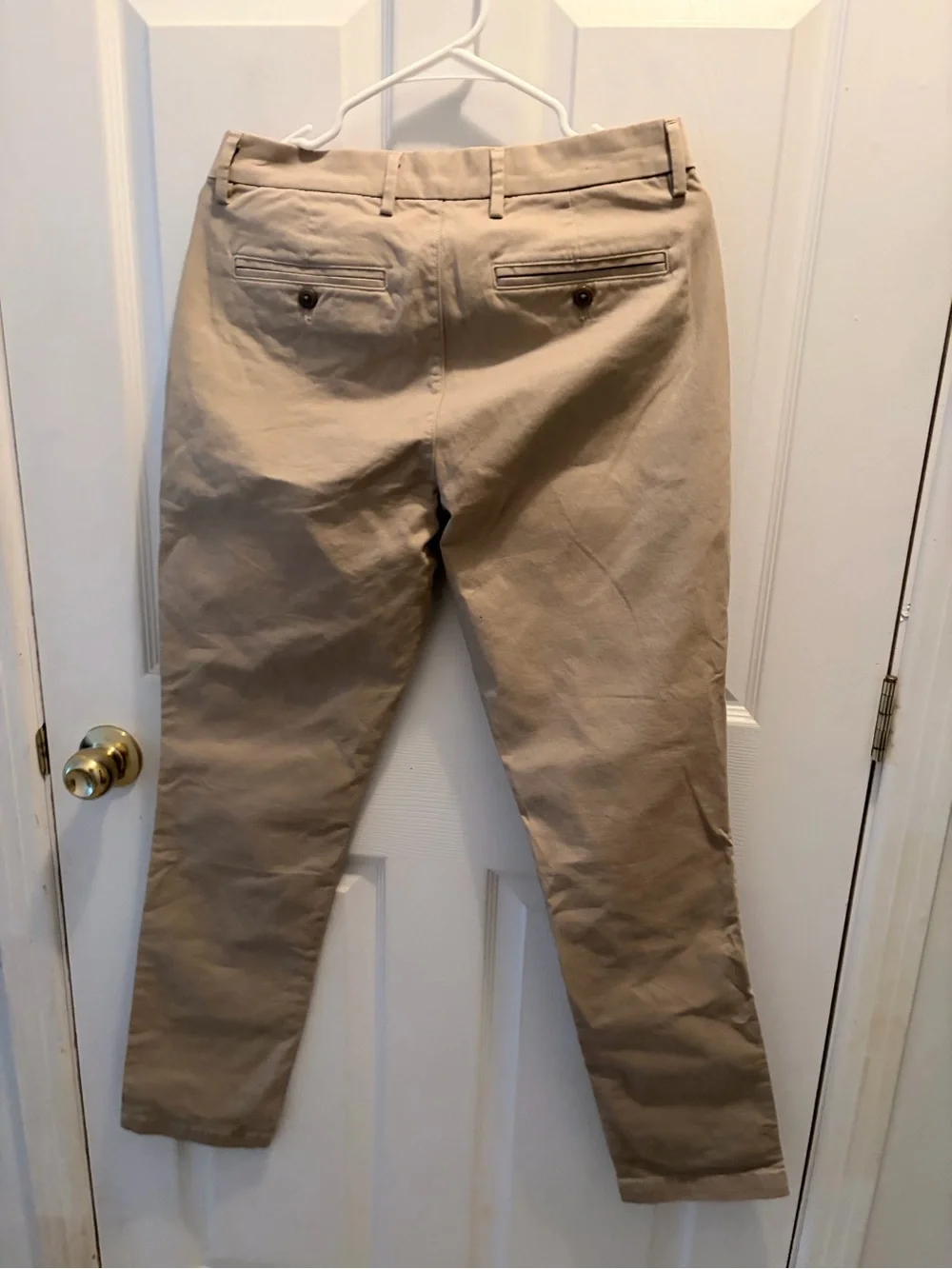 GAP Men’s Slim Fit Chino Pants in Light Khaki